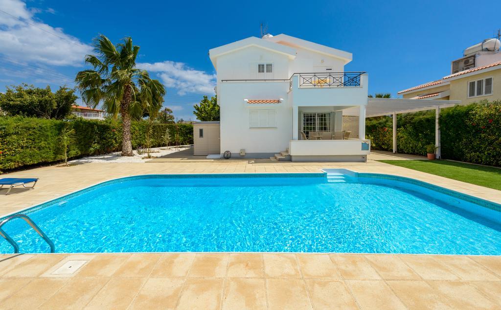 Merab Center Villas Ayía Nápa Chambre photo