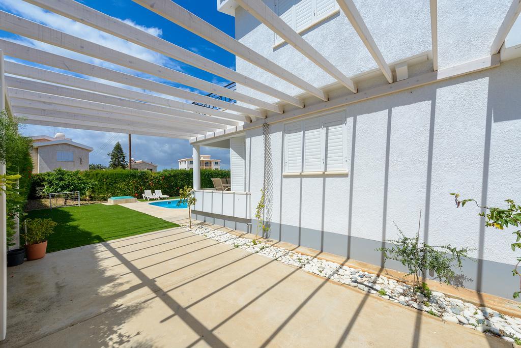 Merab Center Villas Ayía Nápa Chambre photo