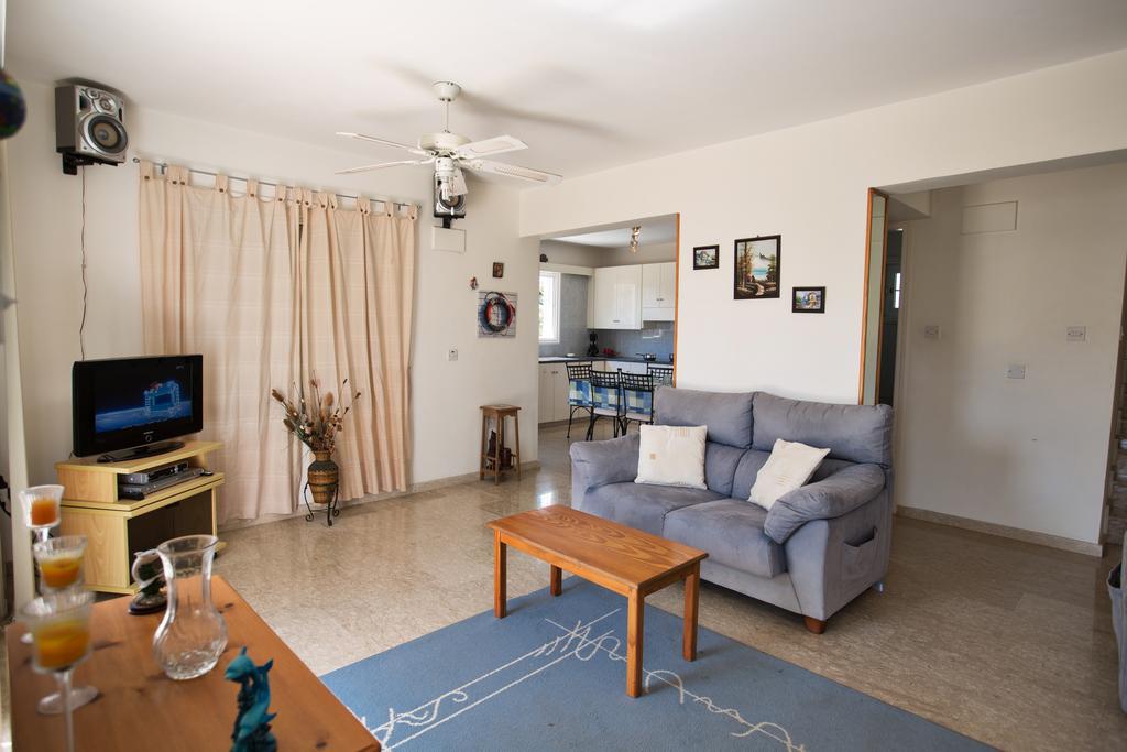 Merab Center Villas Ayía Nápa Extérieur photo