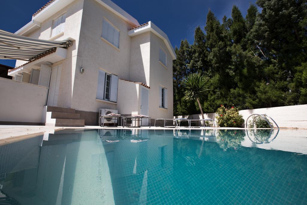 Merab Center Villas Ayía Nápa Extérieur photo