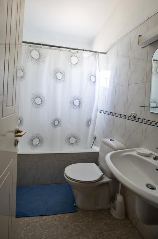 Merab Center Villas Ayía Nápa Extérieur photo