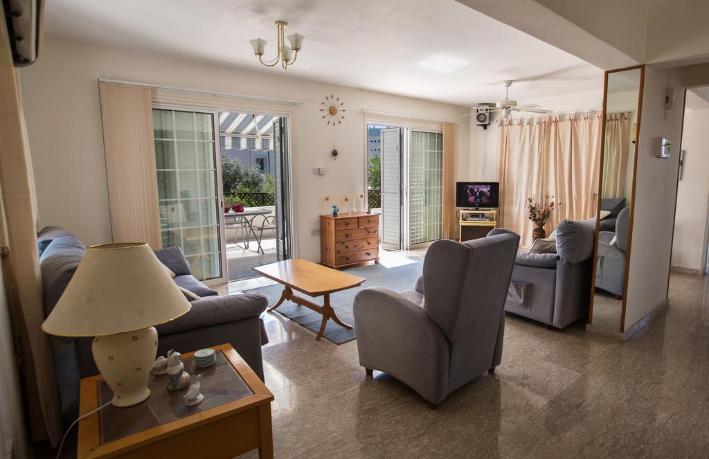 Merab Center Villas Ayía Nápa Extérieur photo